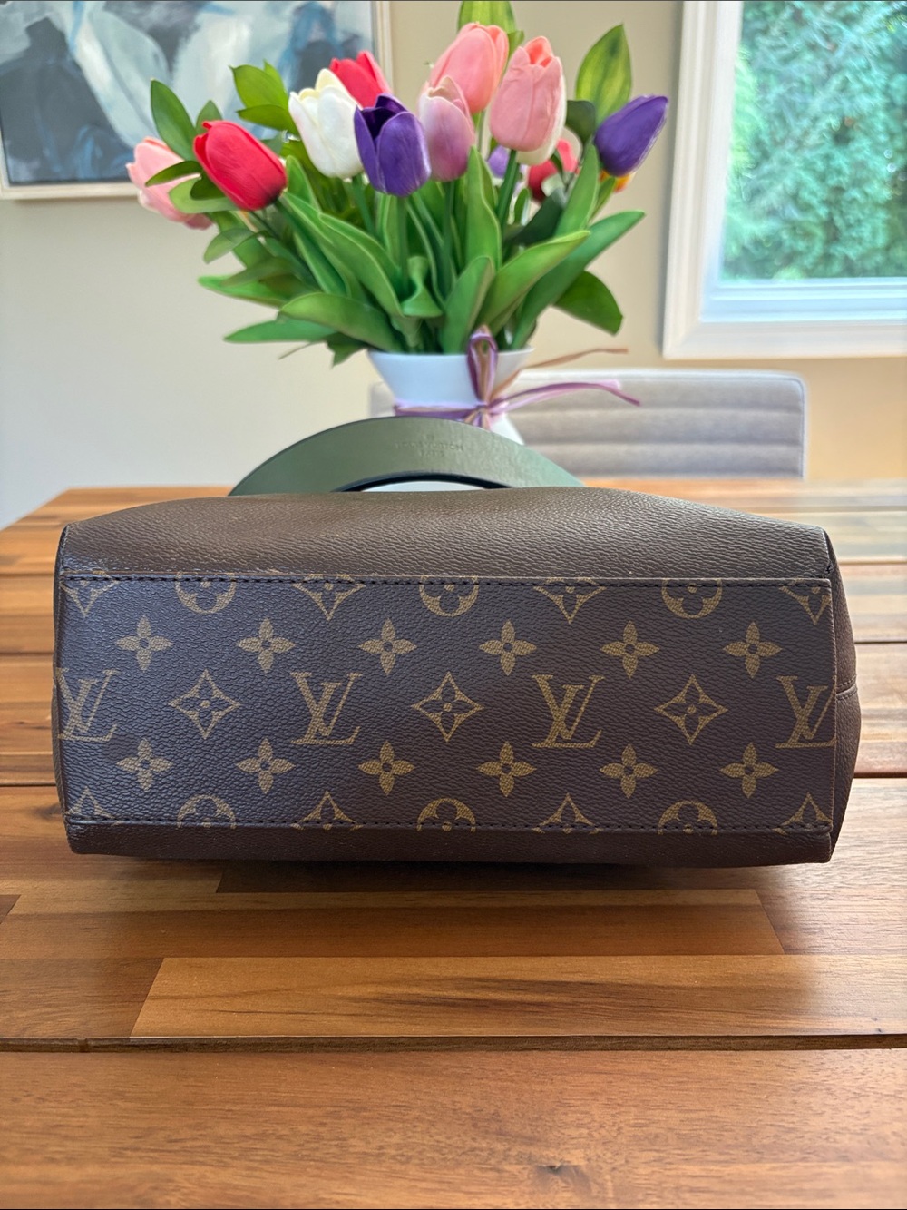 Authentic Monogram Tuileries Besace Purse - Picture 4 of 12
